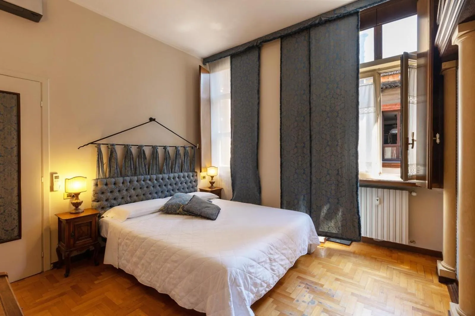 Apartment Ferienwohnung Piatti Design Flat Mailand Italien
